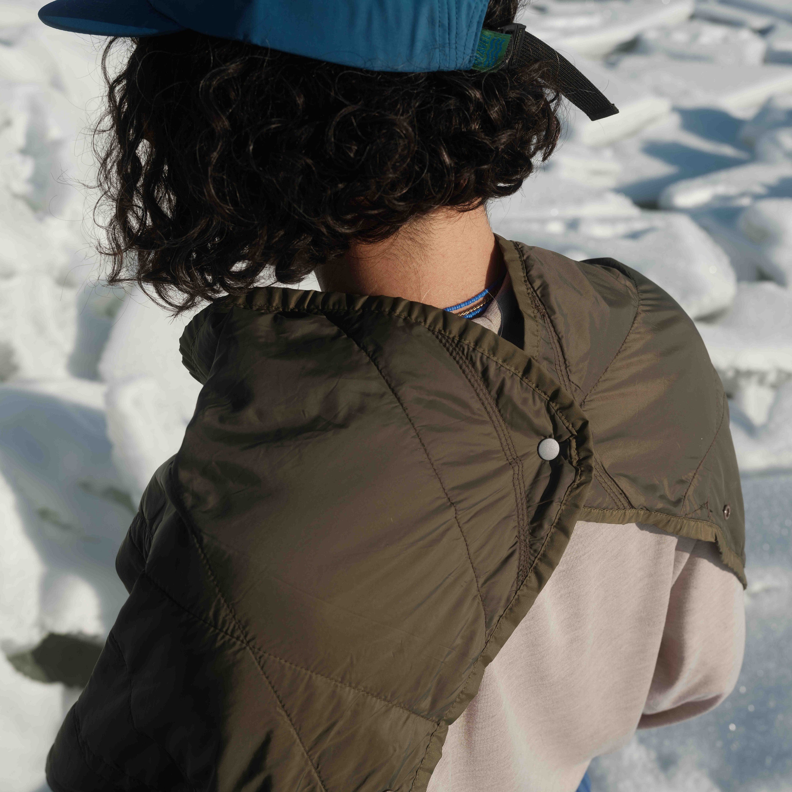 Layover™ Travel Blanket - Packable & Puffy | Spruce Gravel