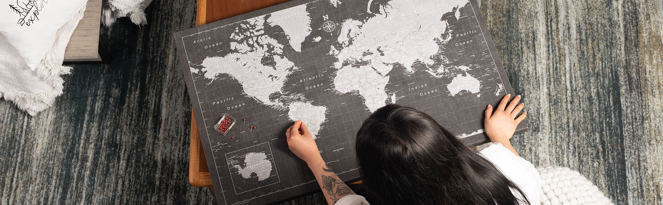 Push Pin Maps for Tracking Travels