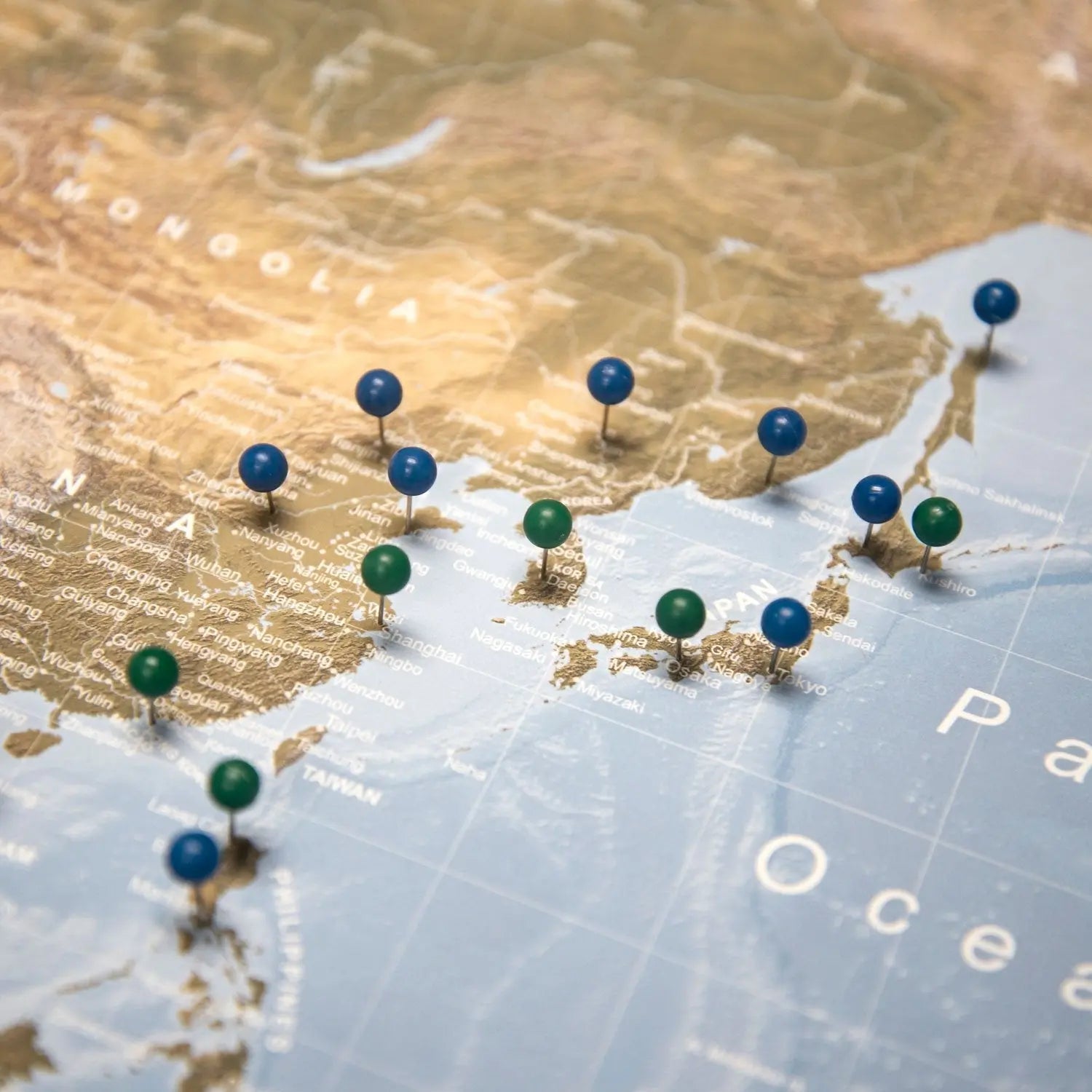 Push Pin World Map - Natural Earth CM Pin Board